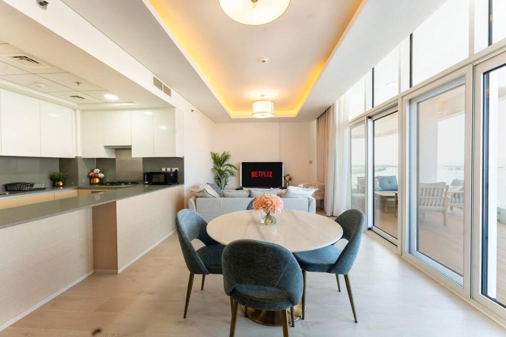 Luxury Mina Azizi Palm Jumeirah-private * Dubai