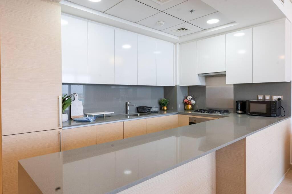 Appartamento Luxury Mina Azizi Palm Jumeirah-private *